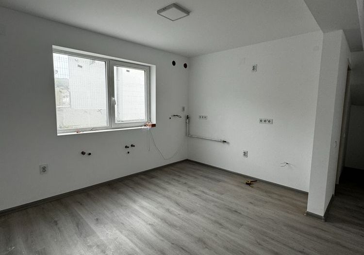 Casă triplex - garaj, pivnița, in Târgu Mureș - Poză 5