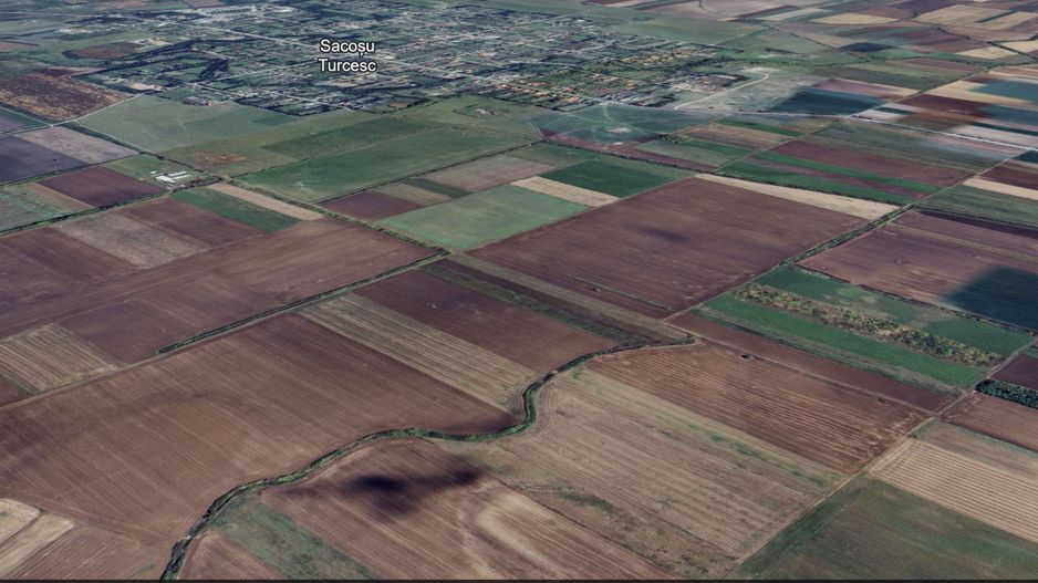 TEREN ARABIL DE 8.700 MP SACOȘU TURCES - Poză 3