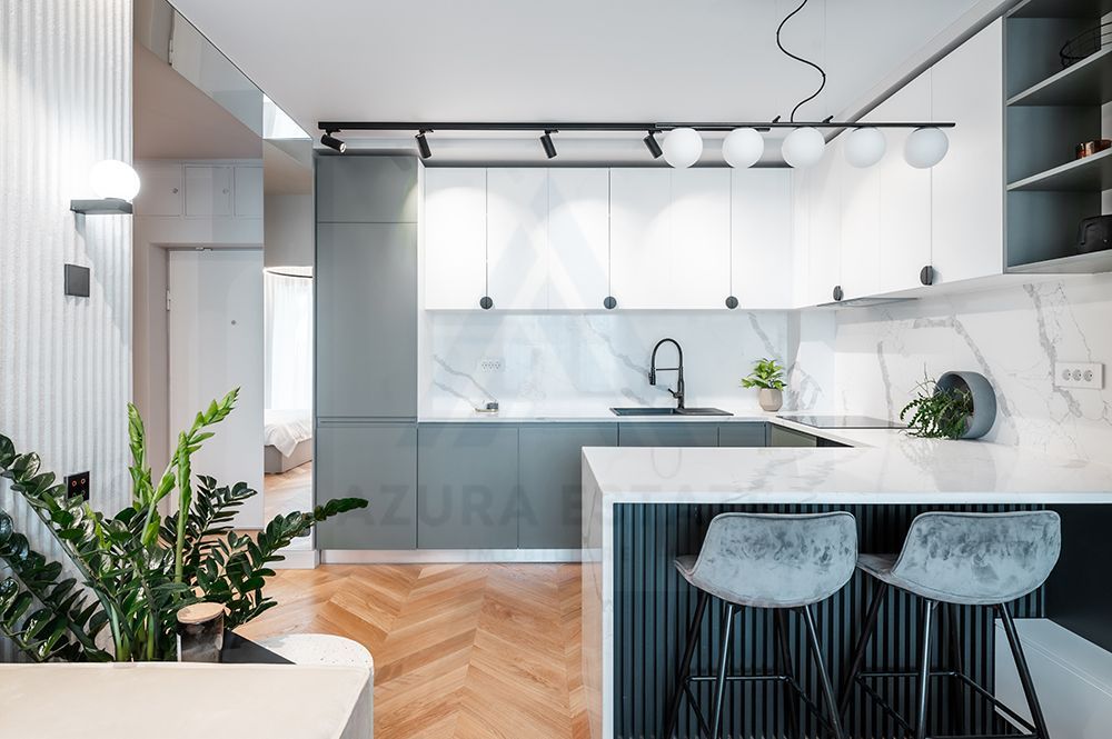 Apartament premium 2 camere vedere spre lac lift si parcare in Tiglari - Poză 3