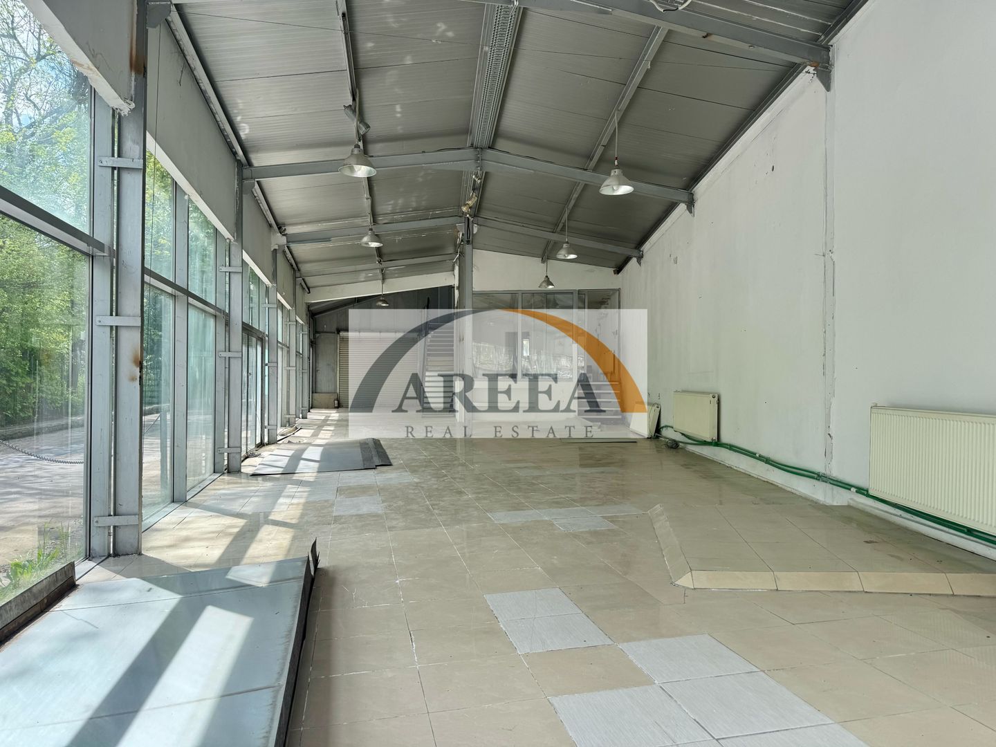 OPORTUNITATE BUSINESS - de inchiriat showroom si hale - Sos Giurgiului - Poză 3