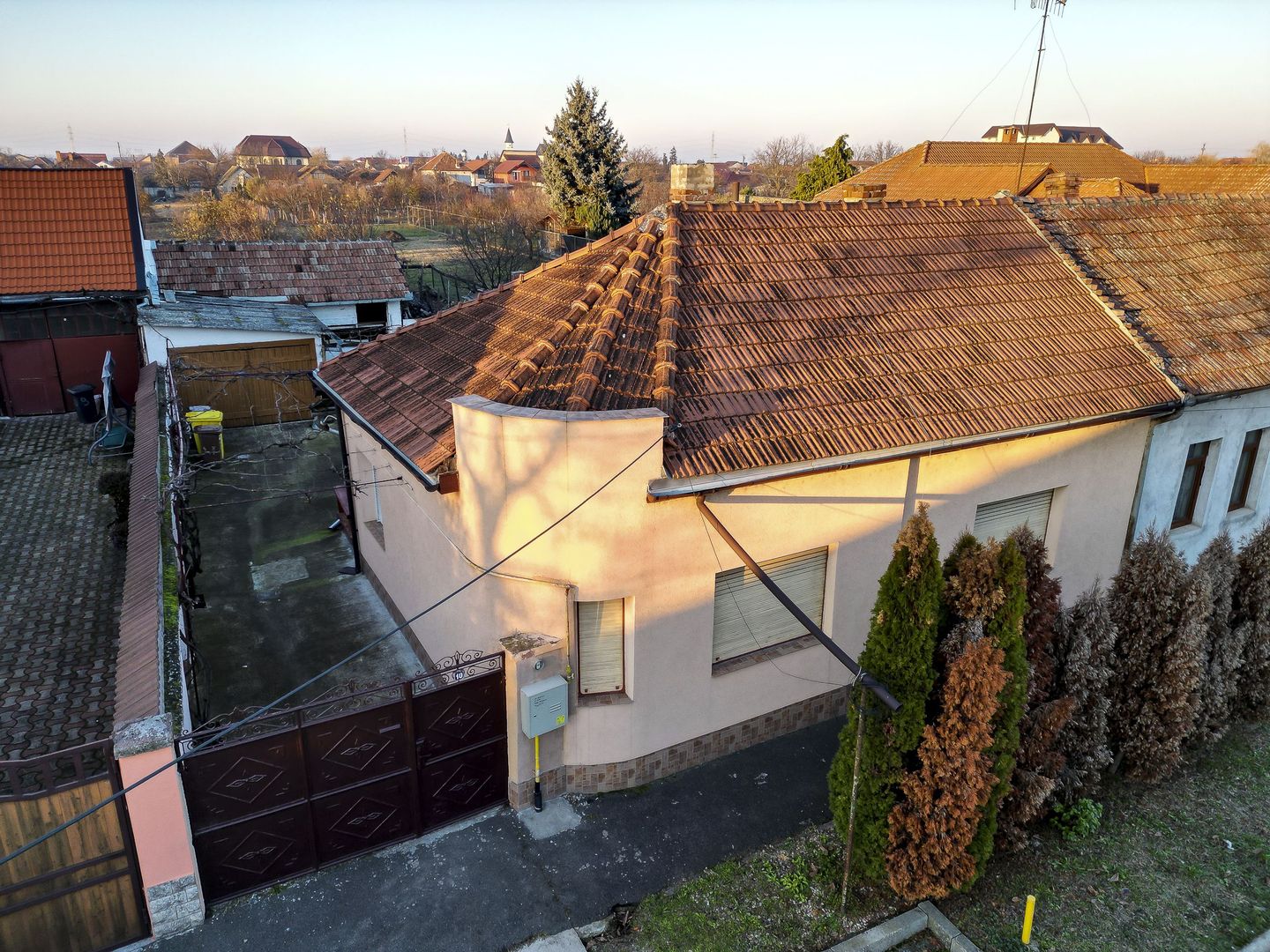 Casă cochetă de vânzare cu 3 camere în zona Gai - Poză 22