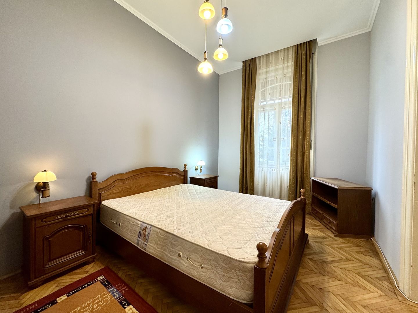 Apartament 2 camere la casă, curte și liniște,  lângă centrul orașului - Poză 7