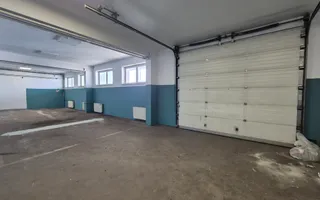 Shoroom cu depozitare Brașov 244 mp - Poză 13