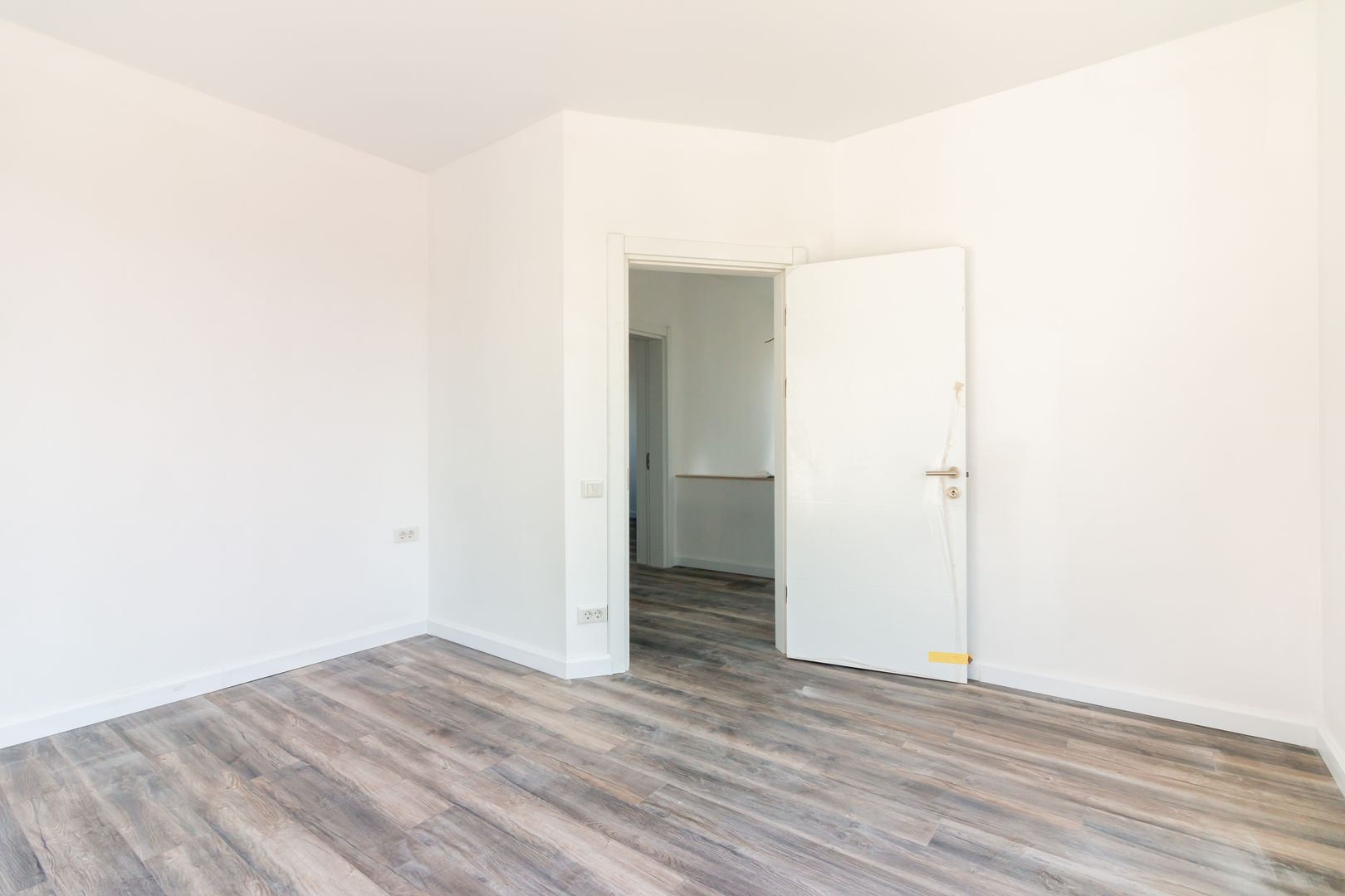 Vila noua | 4 camere | teren aferent 300 mp | Otopeni Odaile - Poză 5