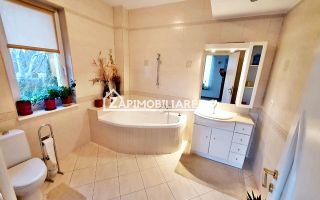 Casa 6 camere, 295 mp.utili, 1.000 mp teren, cartier Unirii - Poză 6
