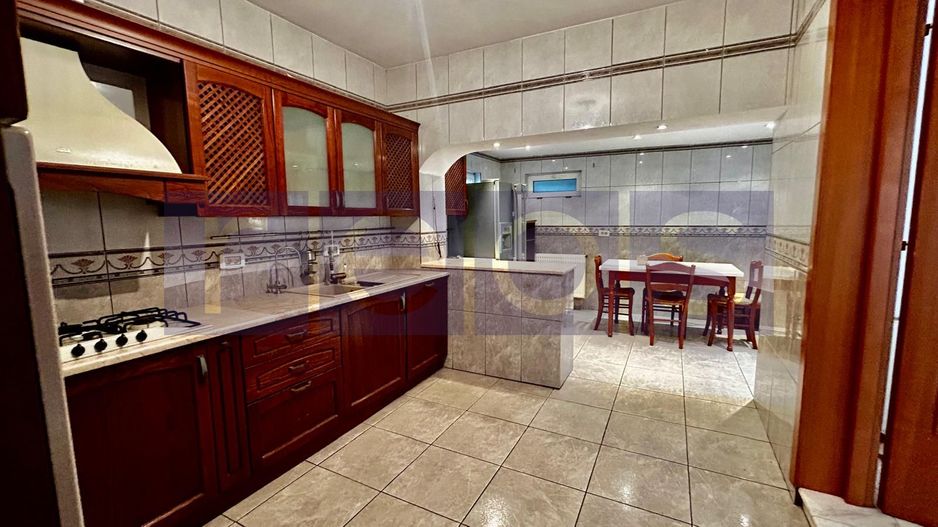 VANZARE 5 CAMERE | CURTE SUPERBA | FUNDENI | - Poză 6