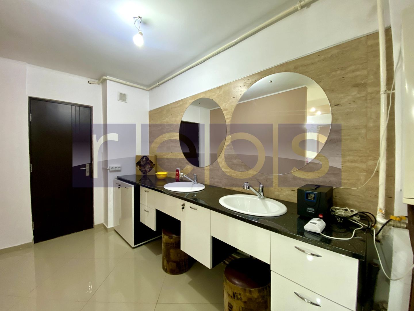 DE VANZARE | SPATIU COMERCIAL AMENAJAT BEAUTY | ZONA 13 SEPTEMBRIE - Poză 4