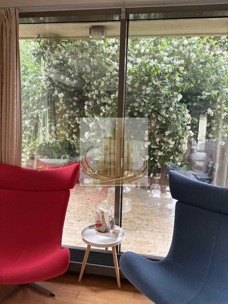Vilă spectaculoasă în zona Brâncoveanu | 270 mp | Garaj| Curte proprie - Poză 2
