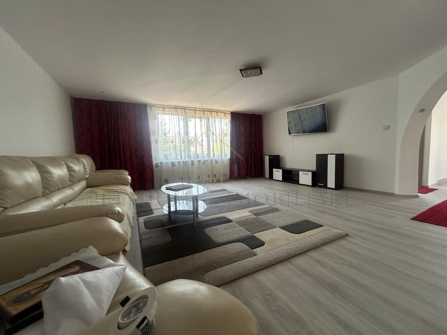 Casă de vânzare – Brătila, județul Bacău - Poză 2