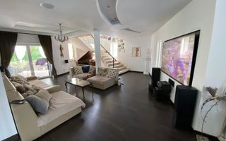 PRET REDUS!!! Vila de lux, P+E+M, piscina, 7 minute de centru Bistritei - Poză 5