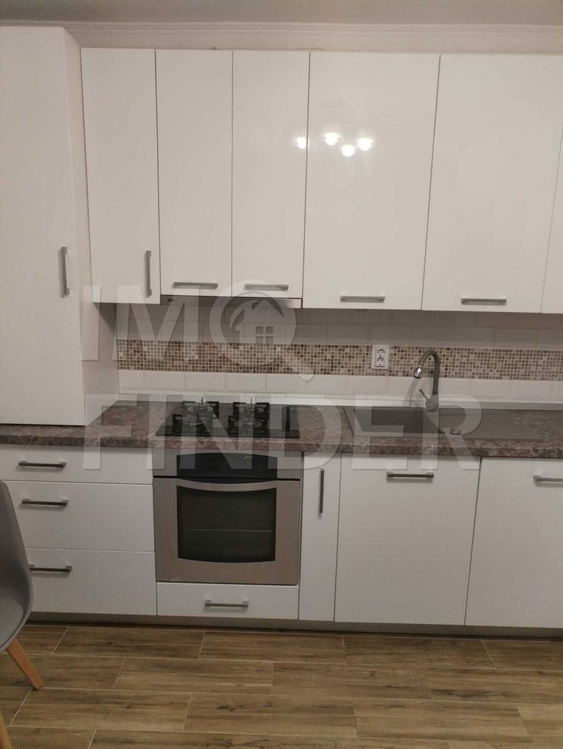 Vanzare apartament 3 camere 85 mp  situat in Buna Ziua - Poză 3