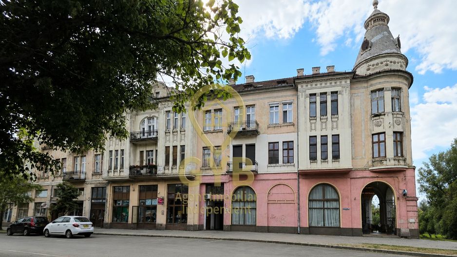 De vânzare apartament în clădire istorică * Ultracentral * Piața Gojdu - Poză 3