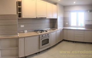 Vânzare apartamente în bloc, mobilat și utilat