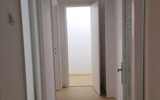 Apartament 3 camere de vanzare Lujerului - Poză 2