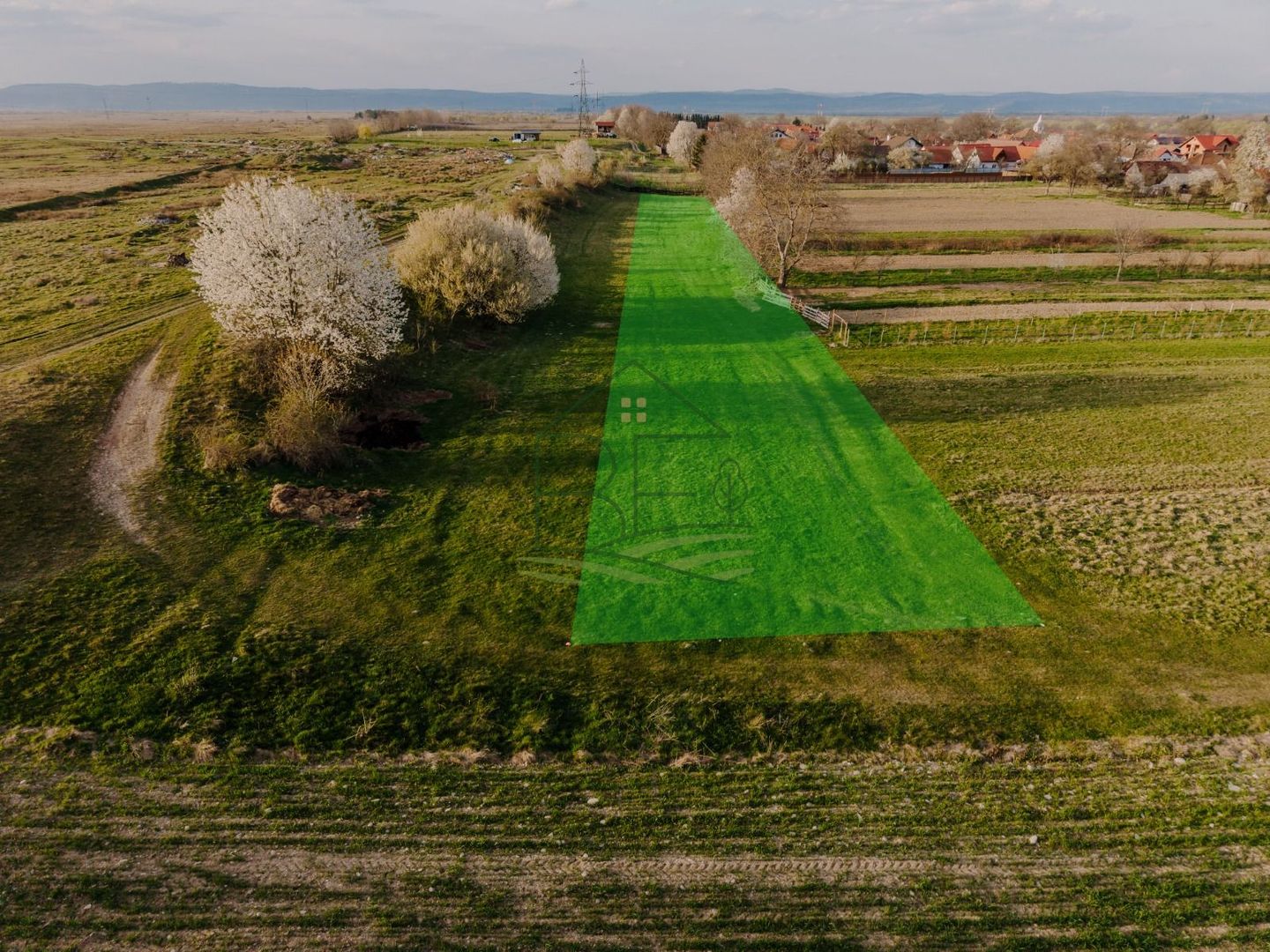 Teren extravilan 1662 mp – Cârțișoara | Vedere superbă Munții Făgăraș - Poză 2