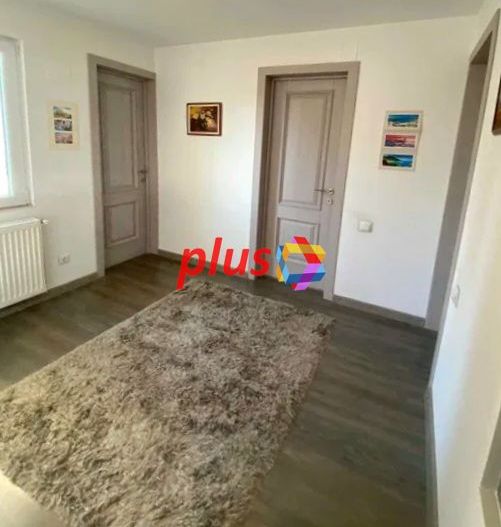 Casă cu 3 camere 95 mp, Teren 109 mp Brasdov - zona Craiter Coresi - Poză 9