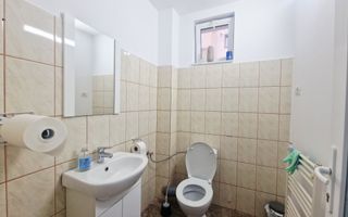 Laborator analize medicale | suprafata aprox 400 mp | Cetate - Poză 14