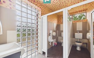Spațiu comercial/birouri ETAJ 1 de închiriat - Poză 12