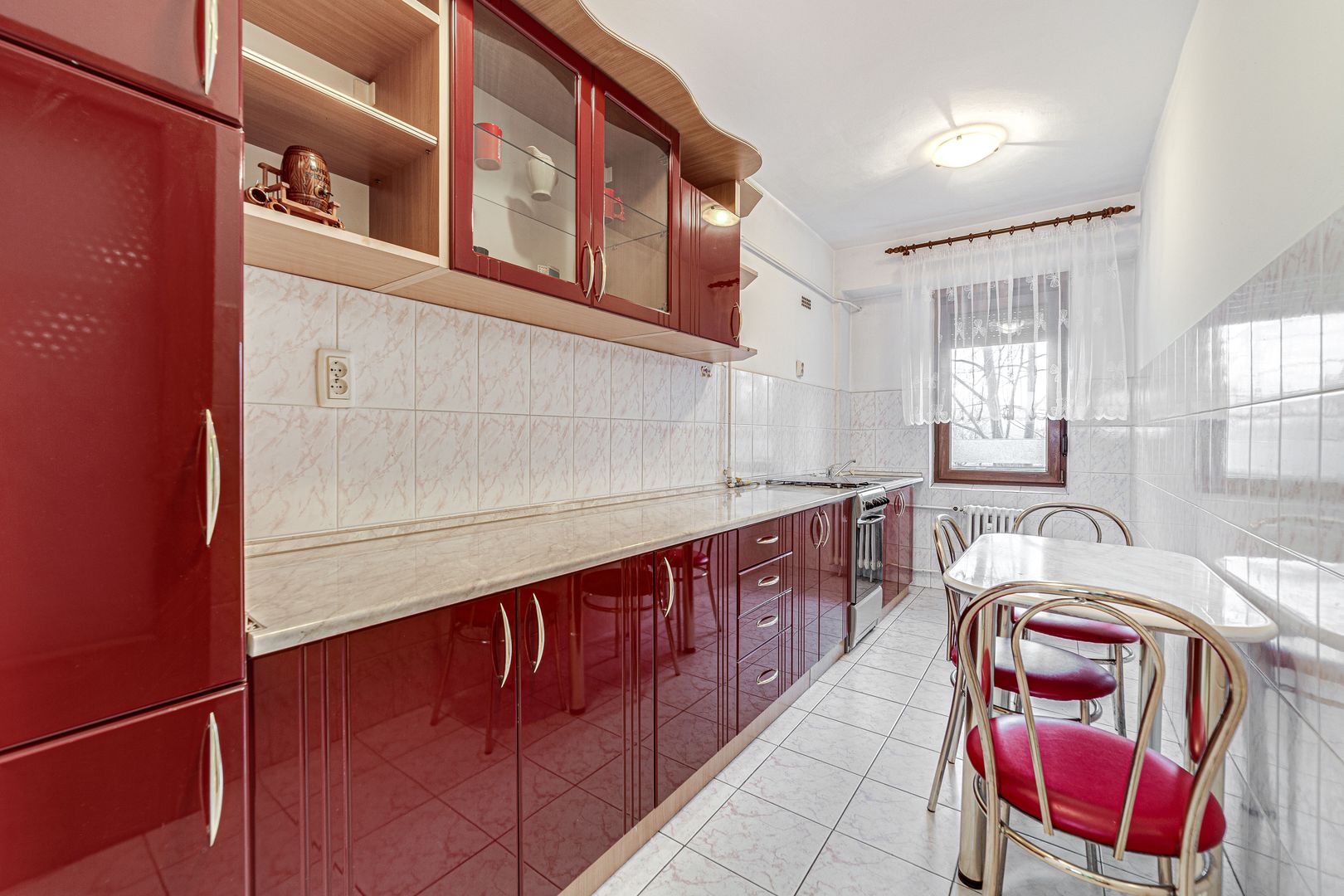 Apartament cu 3 camere, Zona Polivalentă - Poză 3