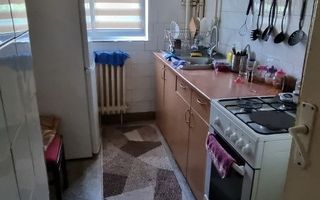 Apartament 3 camere decomandate, 50 mp, Aleea Retezat - Poză 4