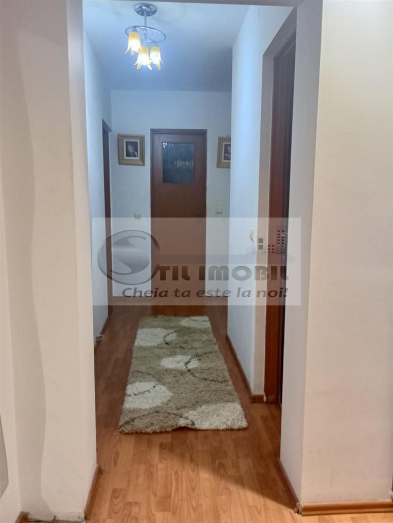 Apartament 3 camere Bicaz-450 Euro - Poză 3