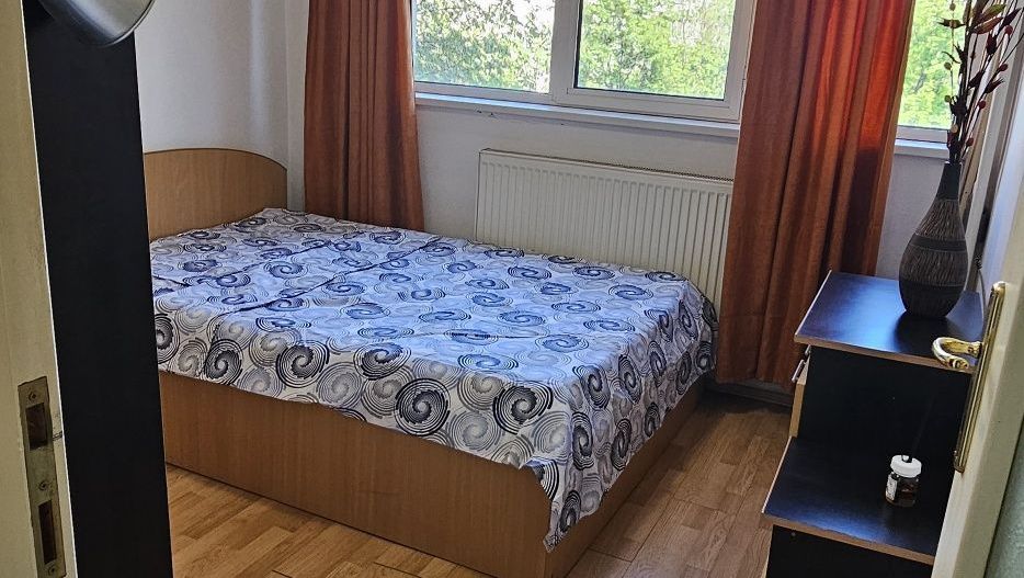 Apartament 3 Camere de Vanzare - Drumul Taberei, lângă Plaza România - Poză 3