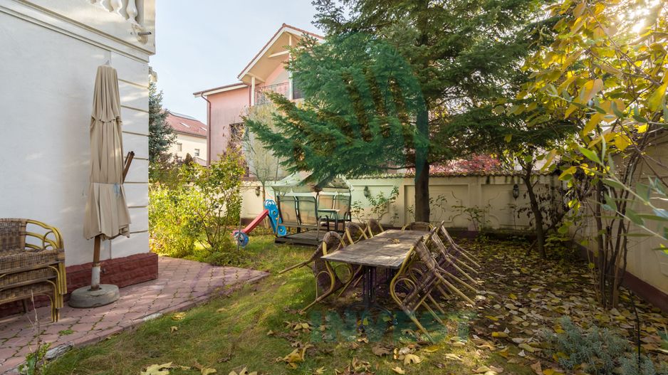 Vila spatioasa in zona Erou Iancu Nicolae - British School - Poză 5