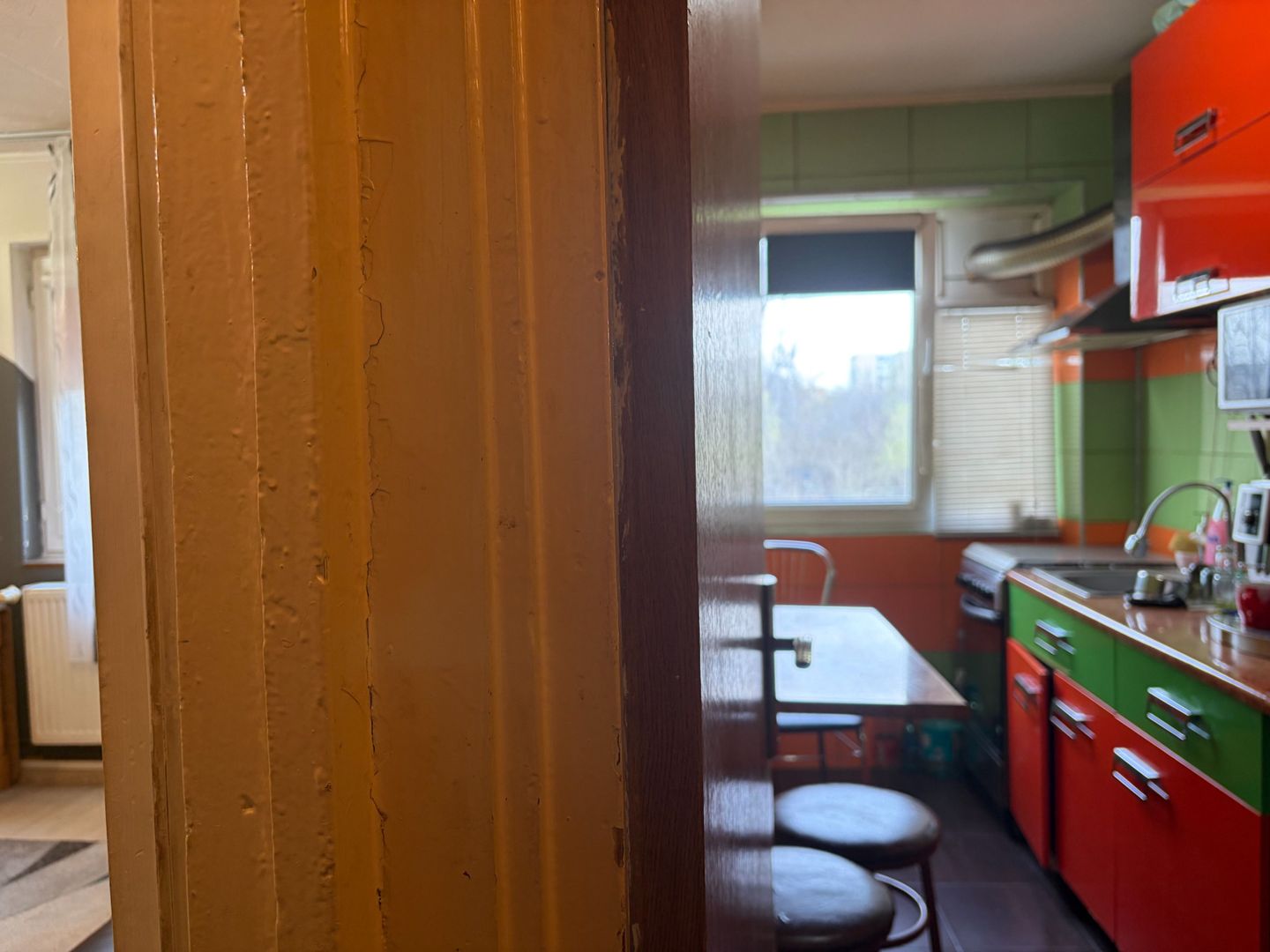 Apartament spatios cu trei camere, Brancoveanu, 80.000€ negociabil - Poză 10