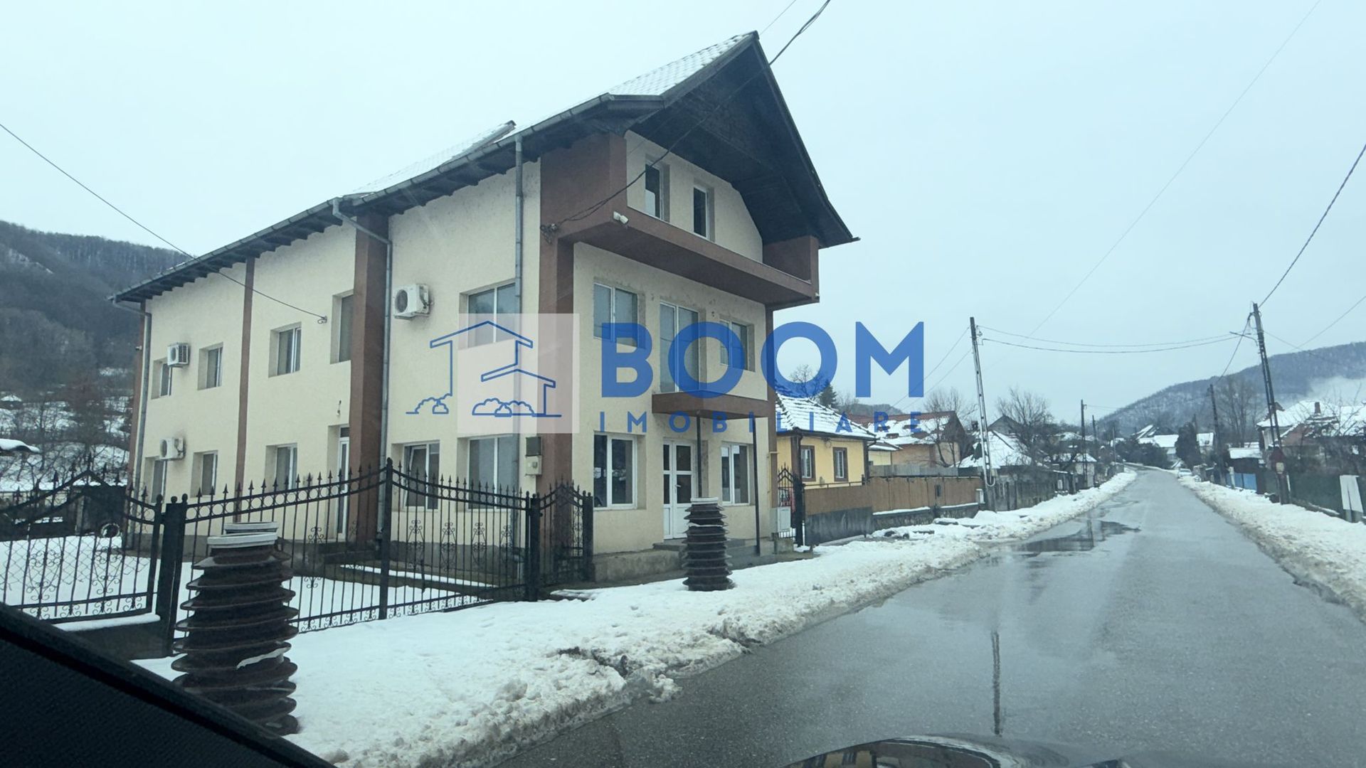 Vila | P+2 | Magazin | Pausesti-Maglasi | Cheia - Poză 1