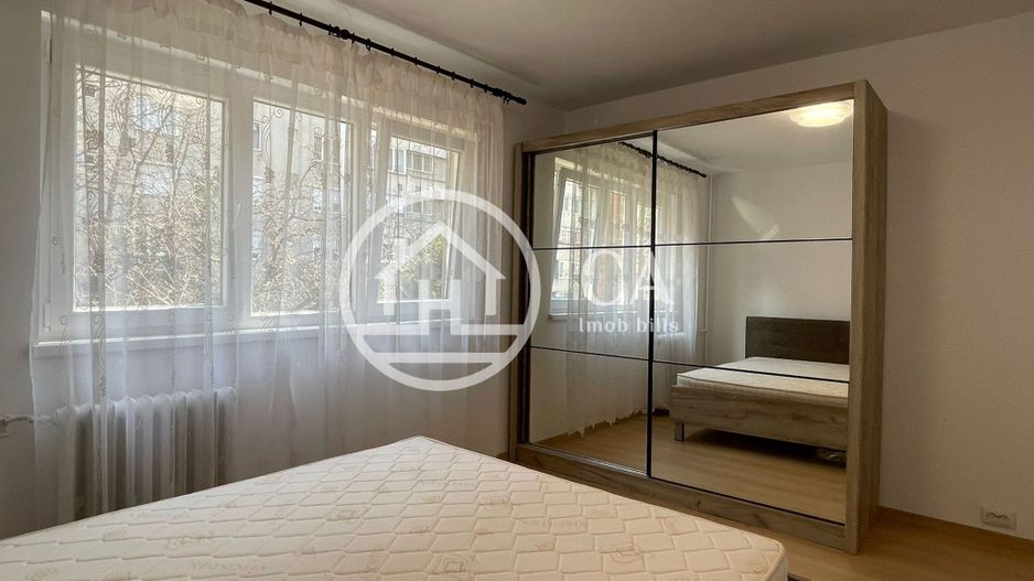 Apartament de închiriat cu 2 camere in zona Rogerius, Oradea - Poză 2