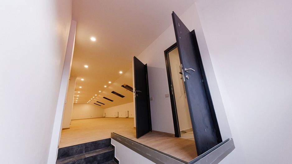 Prima inchiriere - Spatiu birouri 100 mp | Grup sanitar&Zona Chicineta - Poză 6