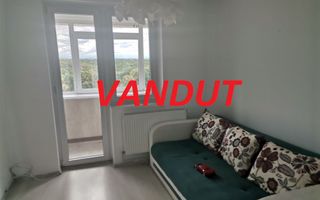 Vanzare apartament 3 camere, decomandat, Trivale - Poză 1