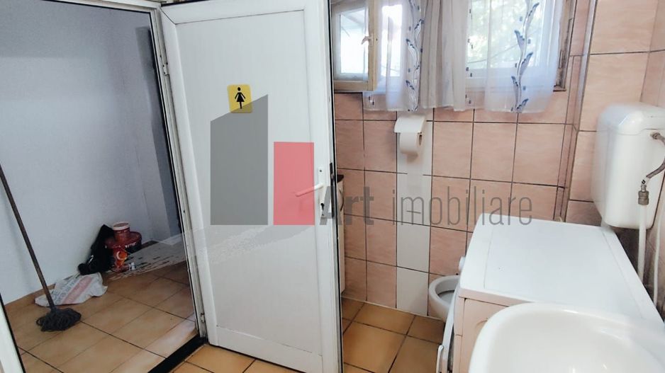 Casa de vanzare + teren in zona Jiului (Bucurestii Noi) - Poză 9