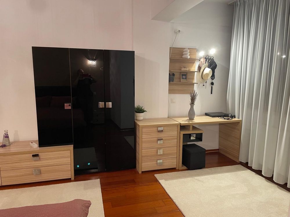 Închiriere Apartament cu 3 camere, 140 mp, parcare subterana, centrala proprie - Poză 5
