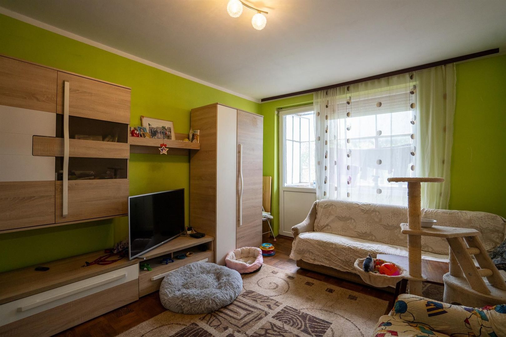 APARTAMENT CU 3 CAMERE  STR.TRANSILVANIEI ZONA ROGERIUS - Poză 2