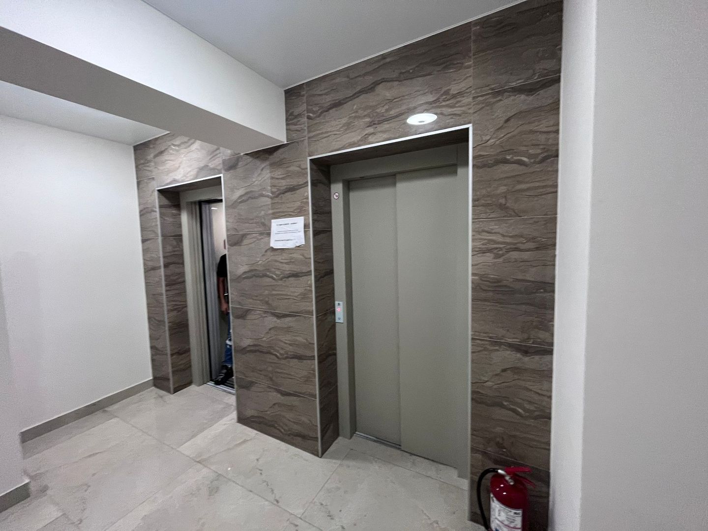 APARTAMENT DECOMANDAT BLOC 2022 CENTRAL ADDRESS - Poză 7