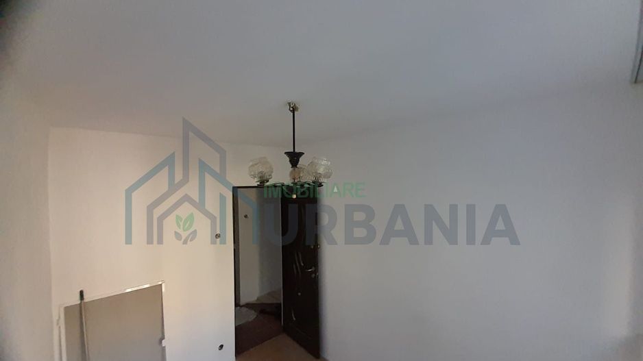 Apartament 3 camere, nedecomandat, în zona Mircea cel Bătrân, Iași - Poză 1