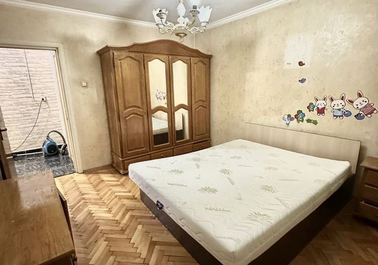 Inchiriez apartament 3 camere zona stadion - Poză 7