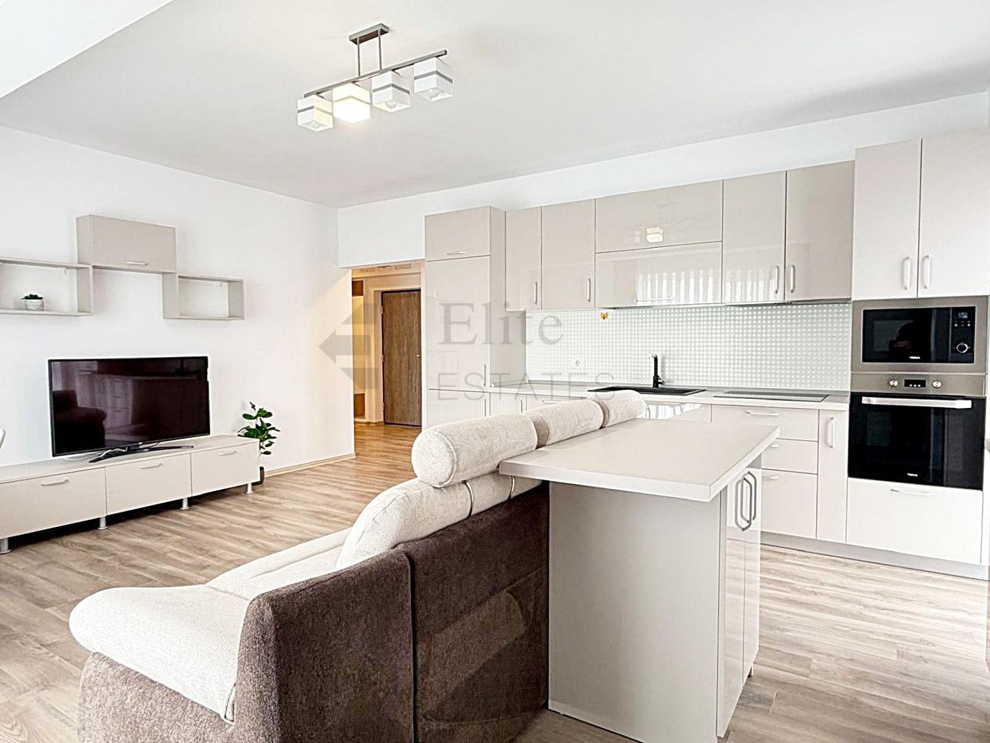 Apartament 4 camere de inchiriat in Prima Onestilor - Poză 5