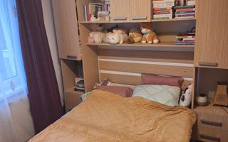 De vânzare apartament cu 3 camere-- 119. 500 EUR - Poză 8