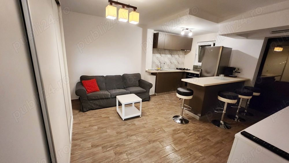 Ofer spre inchiriere ap cu 2 camere Aparatorii Patriei - Poză 1