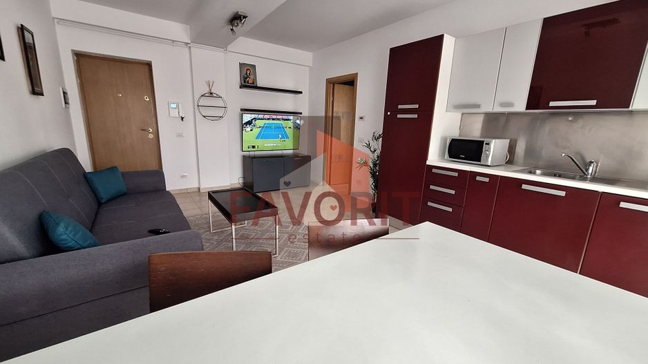 Bloc nou. Etaj intermediar. Pozitie excelenta - Poză 1