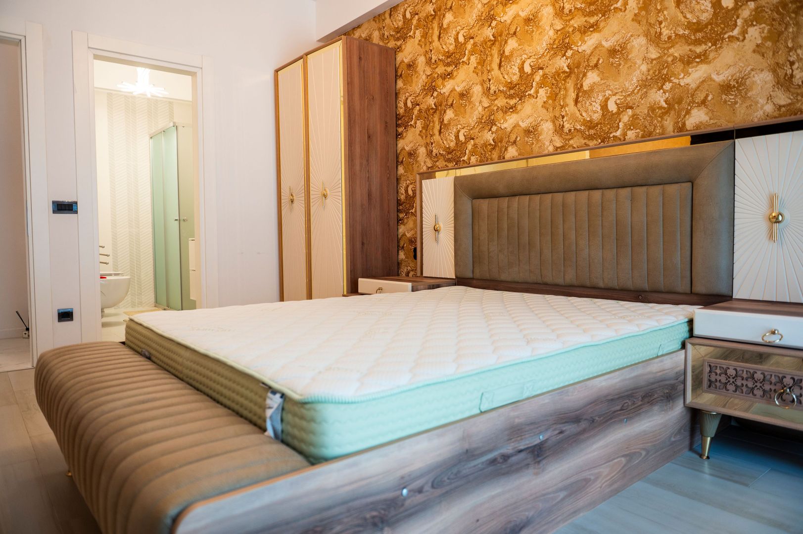 Apartament premium cu terasă mare și vedere la mare – Sea On - Poză 15