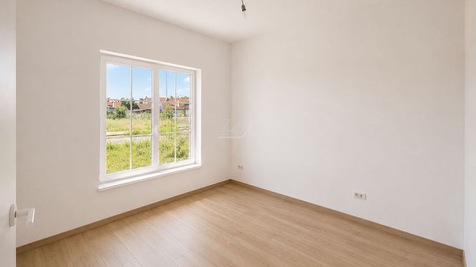 COMISION 0! Duplex cu 5 camere. Garaj. Toate utilitatile. - Poză 9