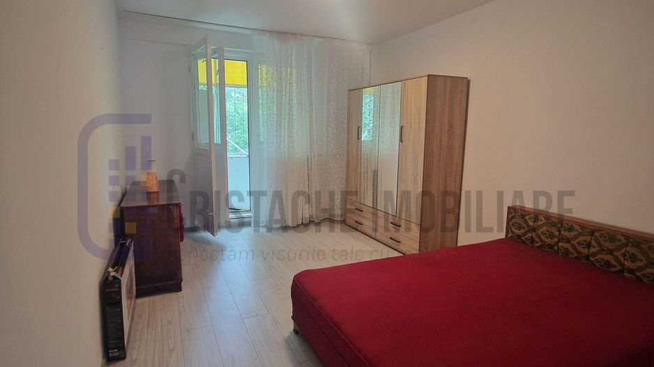 350 € | 2 camere | metrou 10 min. | igenizat - Poză 3