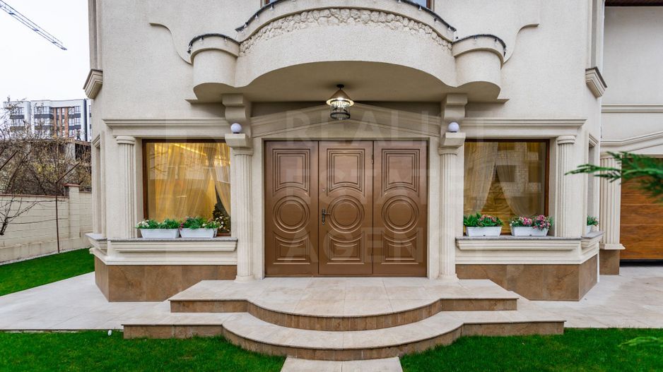 Vânzare, casă, 3 nivele, 300 mp+7,2 ari, str. Chișinău, Cricova - Poză 2