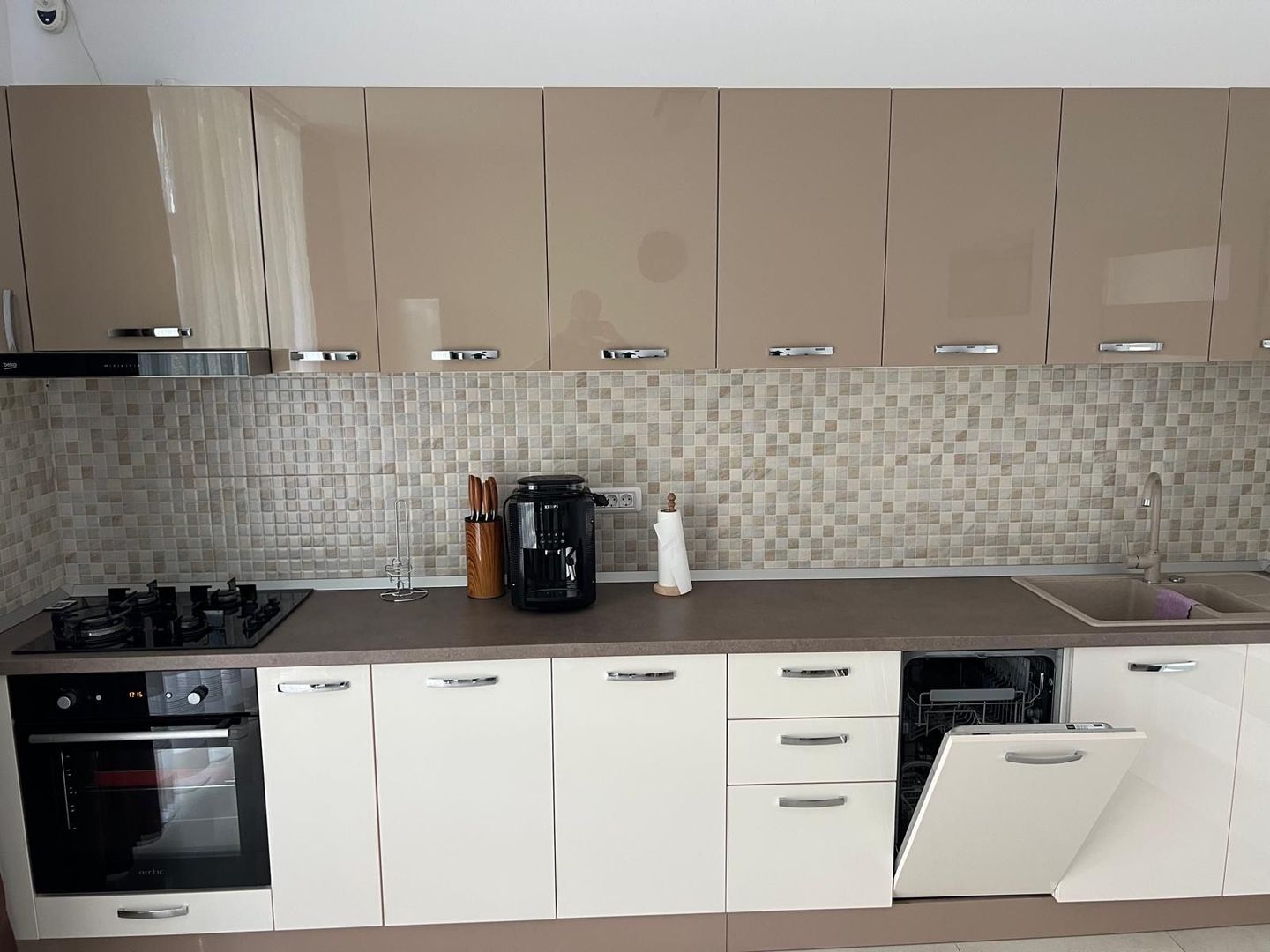 Duplex de închiriat în Dumbrăvița – 4 camere, 130 mp, teren 360 mp - Poză 10