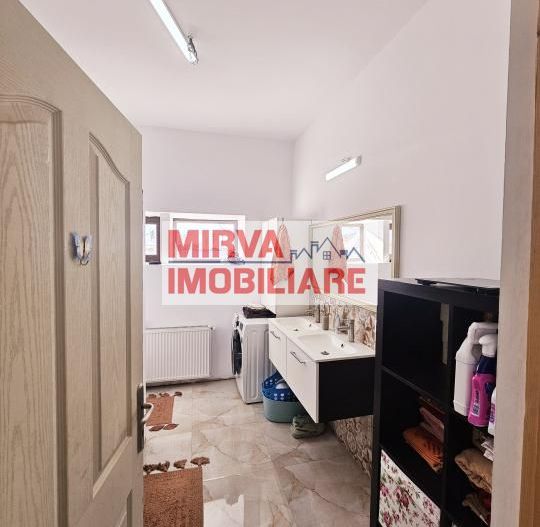 Vanzare hala +  casa  4 camere, in Albesti Paleologu - Poză 76