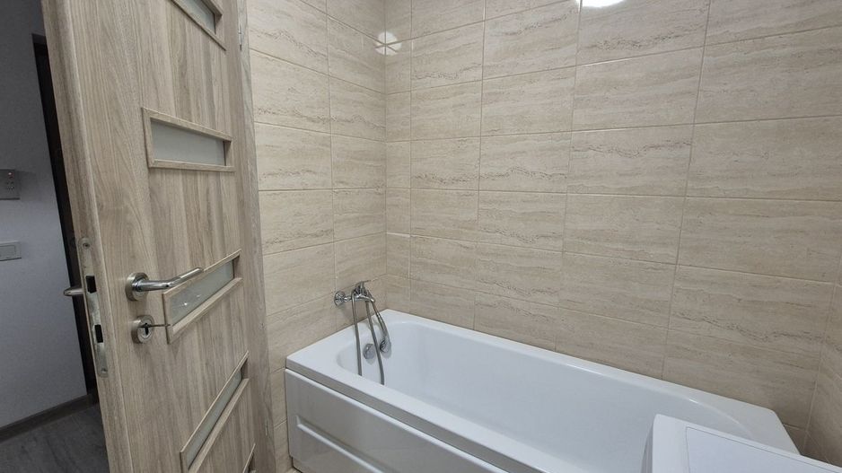 Ghencea, Bragadiru - Poză 7