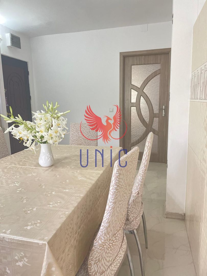 4 camere decomandate, etaj 2, centrala termica - Valea Rosie - Poză 7